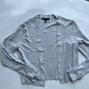 Women’s cardigan lightweight sweater